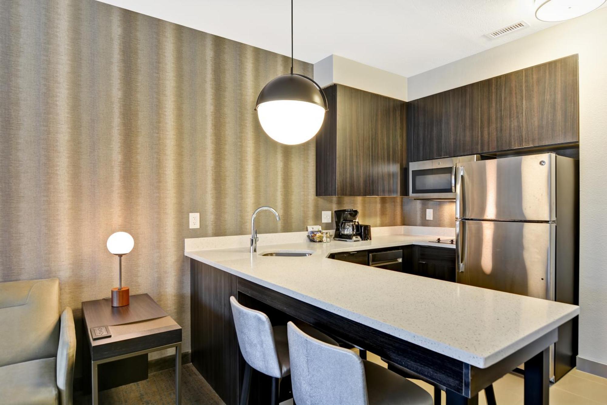 Residence Inn By Marriott Cleveland Airport/Middleburg Heights Eksteriør bilde